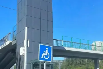 昌平这个天桥电梯已安装完成！多图直击→